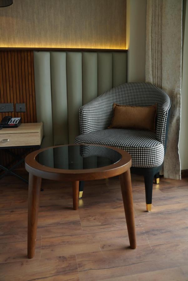 Arnisa Kasauli - A Boutique Hotel Zewnętrze zdjęcie