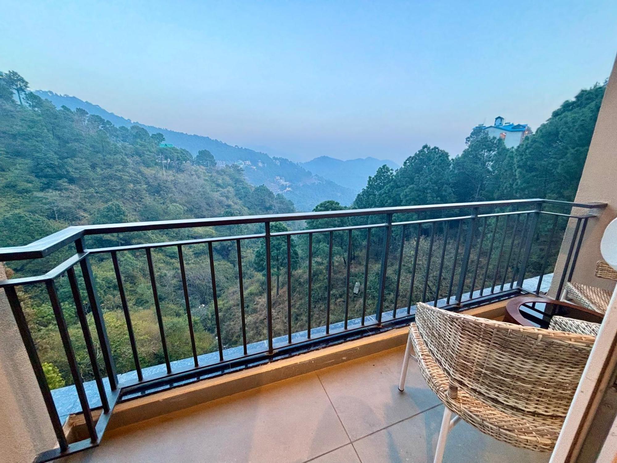 Arnisa Kasauli - A Boutique Hotel Zewnętrze zdjęcie