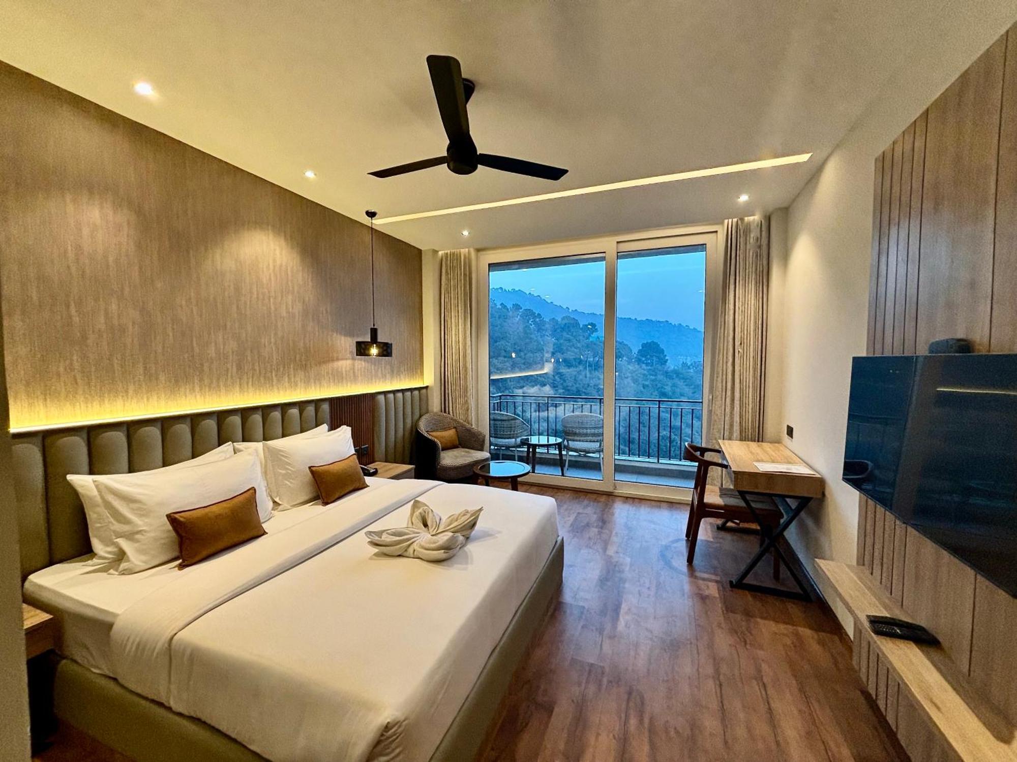 Arnisa Kasauli - A Boutique Hotel Zewnętrze zdjęcie