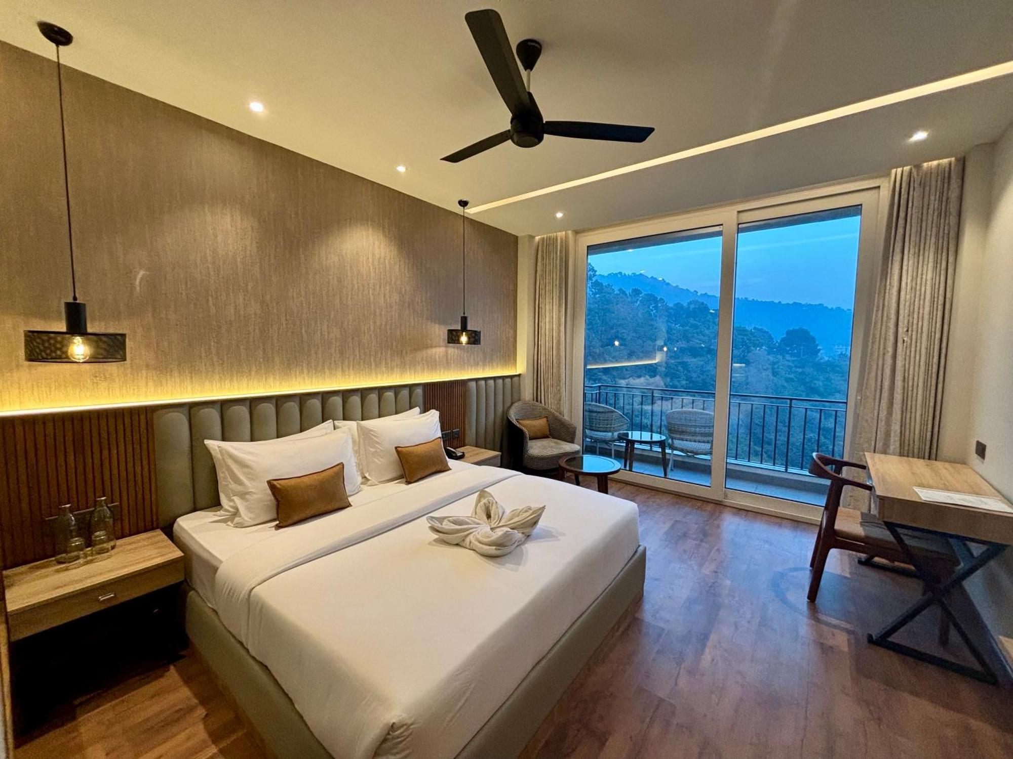 Arnisa Kasauli - A Boutique Hotel Zewnętrze zdjęcie
