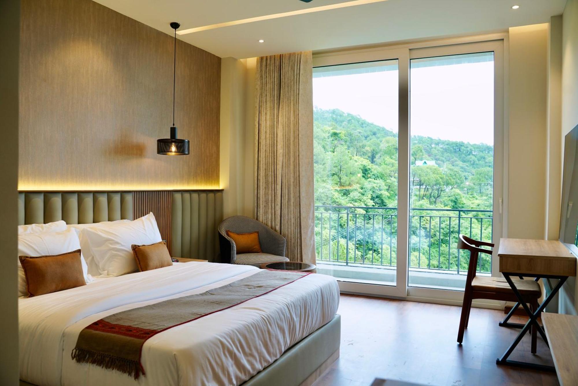 Arnisa Kasauli - A Boutique Hotel Zewnętrze zdjęcie